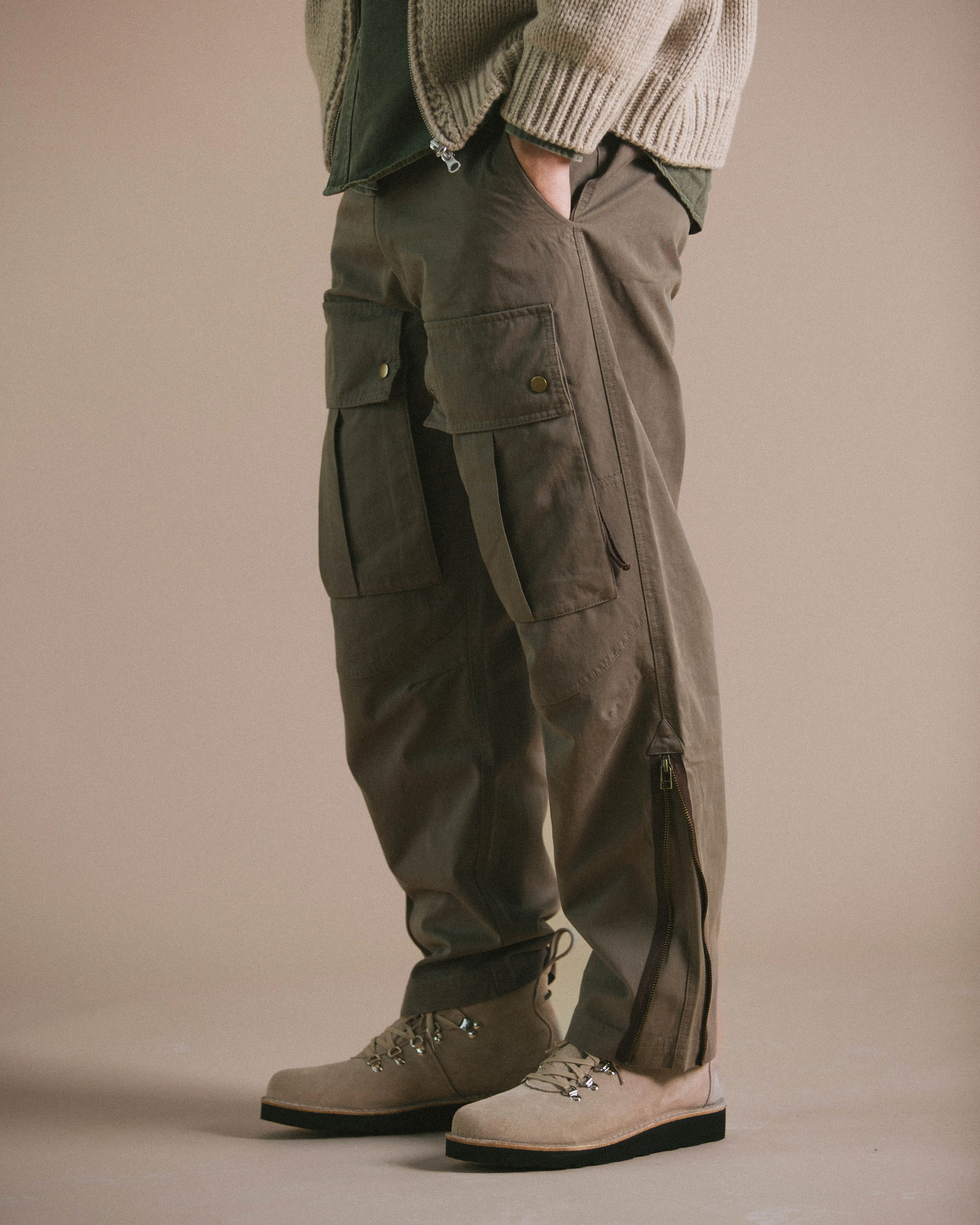 CN FLIGHT PANTS - KHAKI GRAY